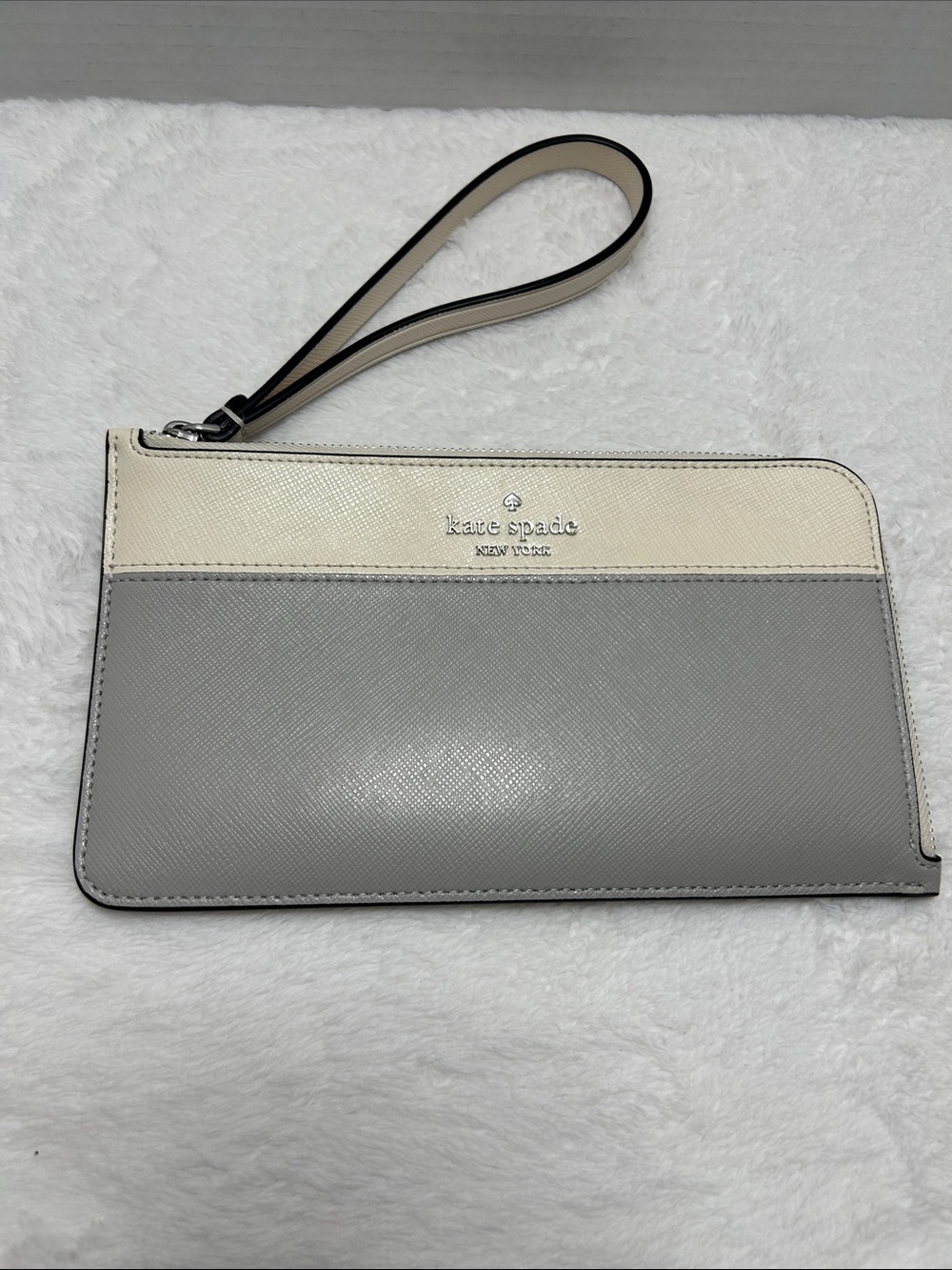 kate spade Two-Tone Cream and Light Gray Wristlet Pouch